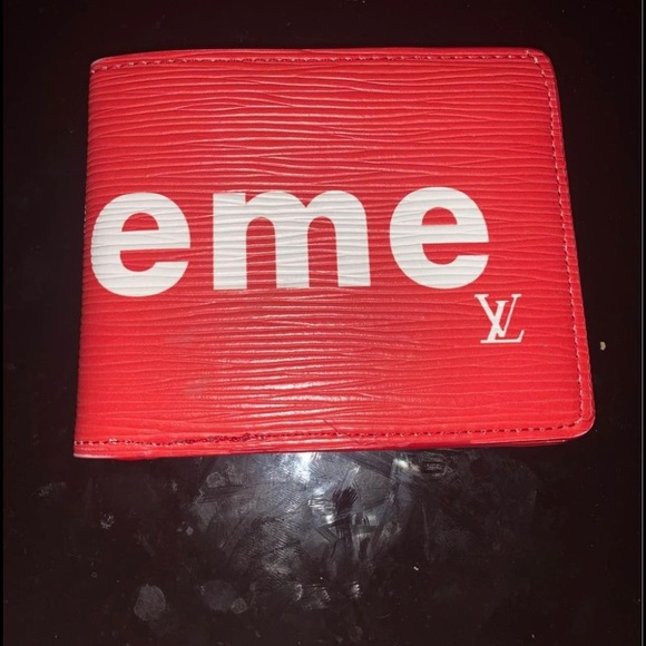 Supreme x Louis Vuitton wallet - Picture 2 of 4